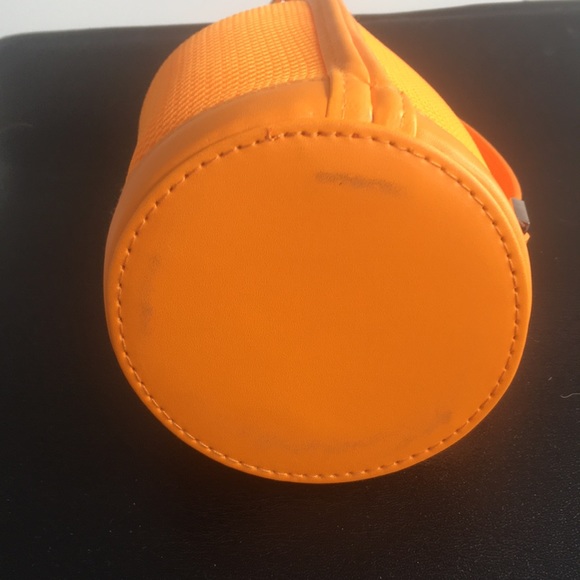 NWT: Veuve Clicquot Brut Champagne Ice Jacket Insulated Bottle Sleeve - Orange - Picture 8 of 11